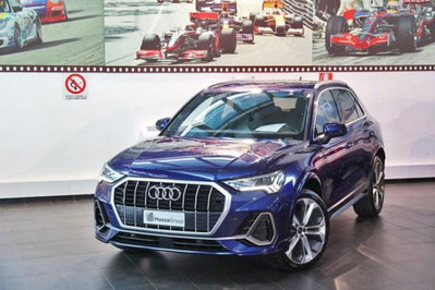Audi Q3 35 2.0 tdi s-tronic (5)