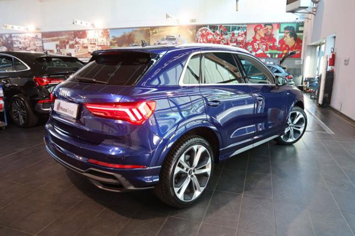 Audi Q3 35 2.0 tdi s-tronic (9)