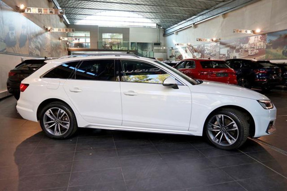 Audi A4 Allroad Allroad 40 2.0 tdi mhev Identity Contrast quattro 204cv s-tronic (10)