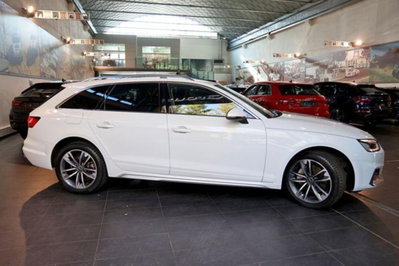Audi A4 Allroad Allroad 40 2.0 tdi mhev Identity Contrast quattro 204cv s-tronic (10)