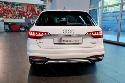 Audi A4 Allroad Allroad 40 2.0 tdi mhev Identity Contrast quattro 204cv s-tronic (8)