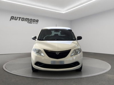 Lancia Ypsilon 1.2 69 CV Argento (2)