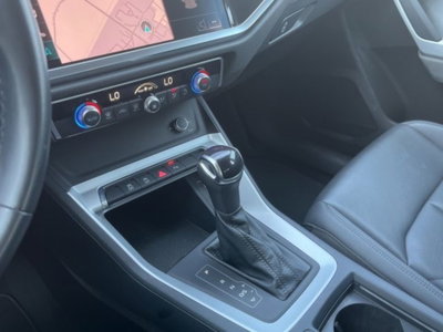 Audi Q3 35 TDI quattro S tronic Business (13)