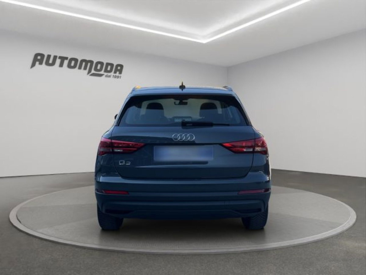 Audi Q3 35 TDI quattro S tronic Business (5)