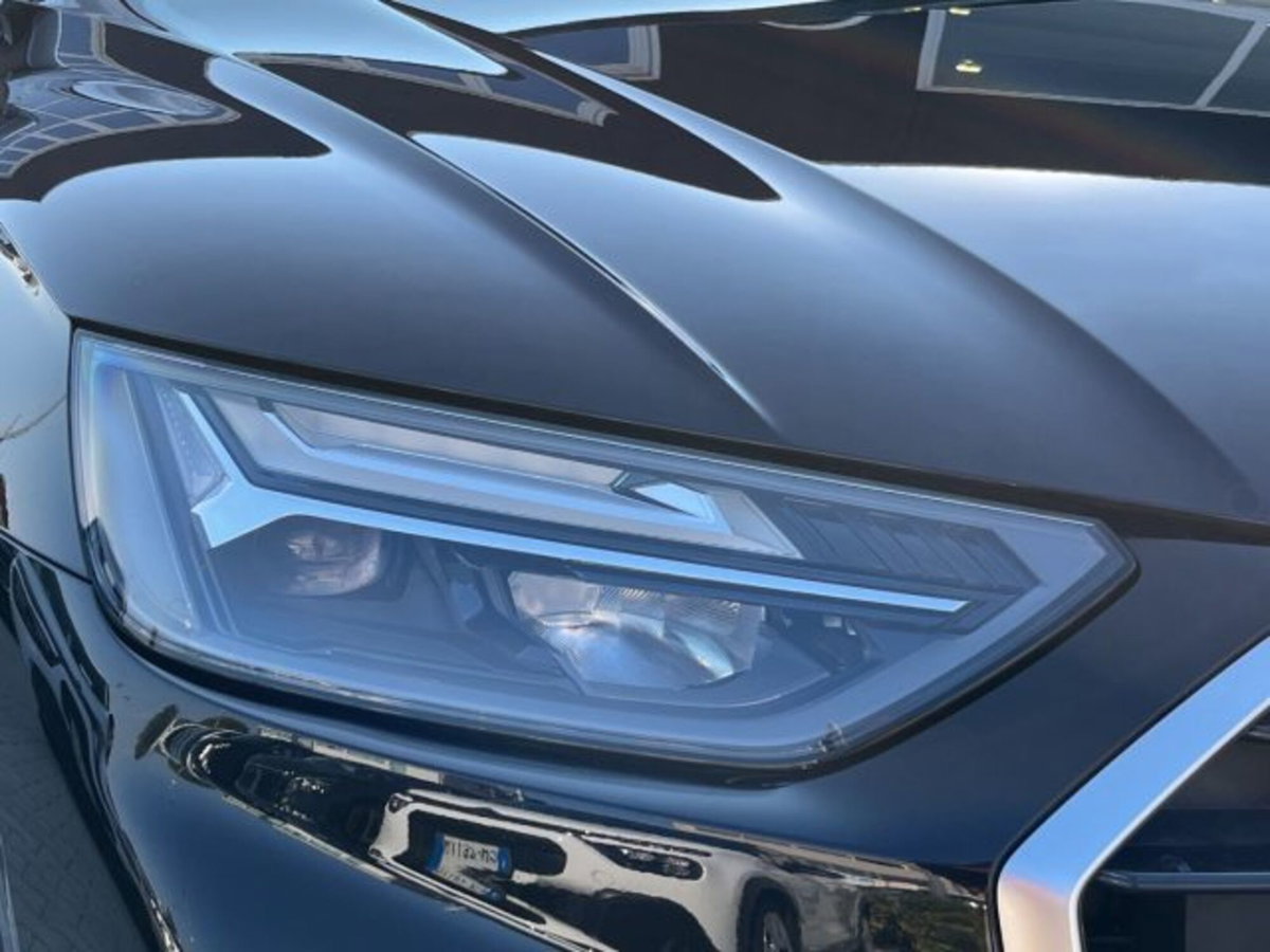 Audi Q5 35 TDI quattro S tronic Business (17)