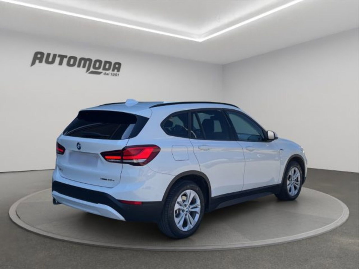 BMW X1 xDrive25e Advantage (4)