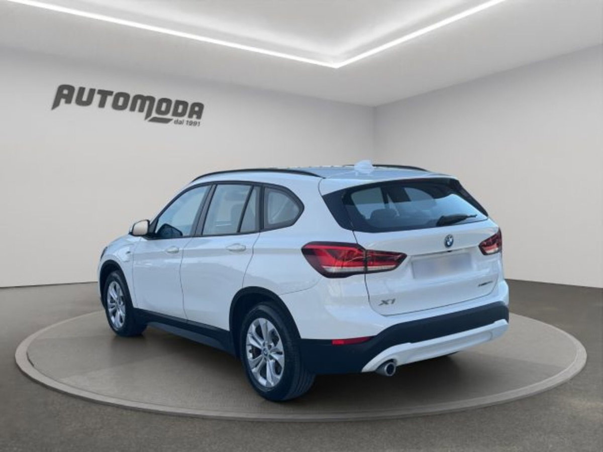 BMW X1 xDrive25e Advantage (6)