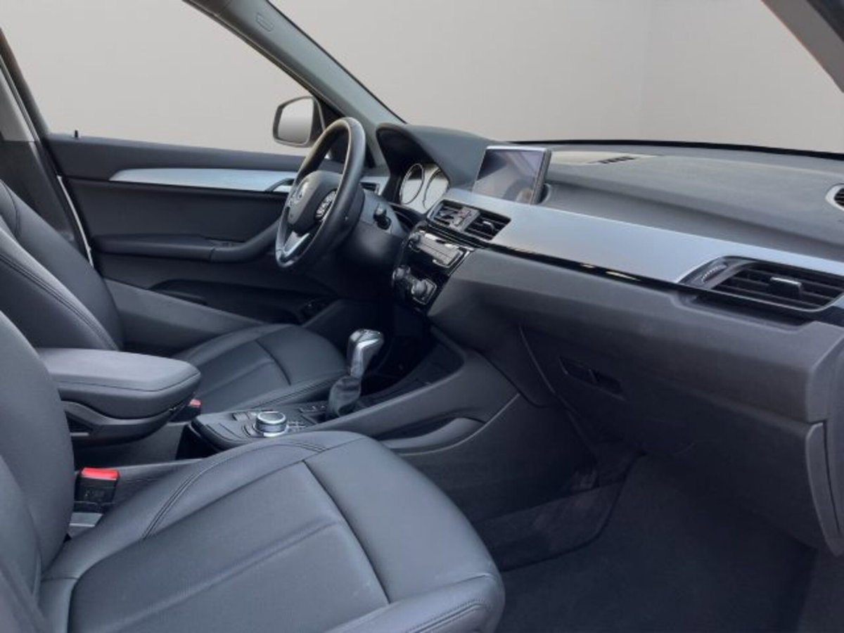 BMW X1 xDrive25e Advantage (9)