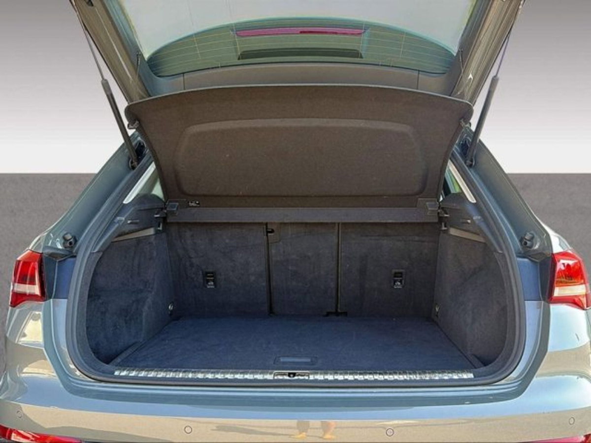 Audi Q3 35 TDI quattro Business Advanced (9)
