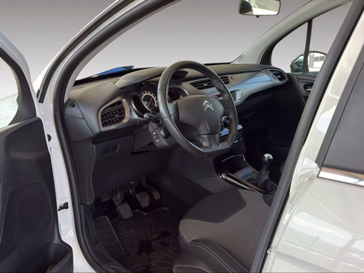 Citroen C3 PureTech 82 Selection (5)