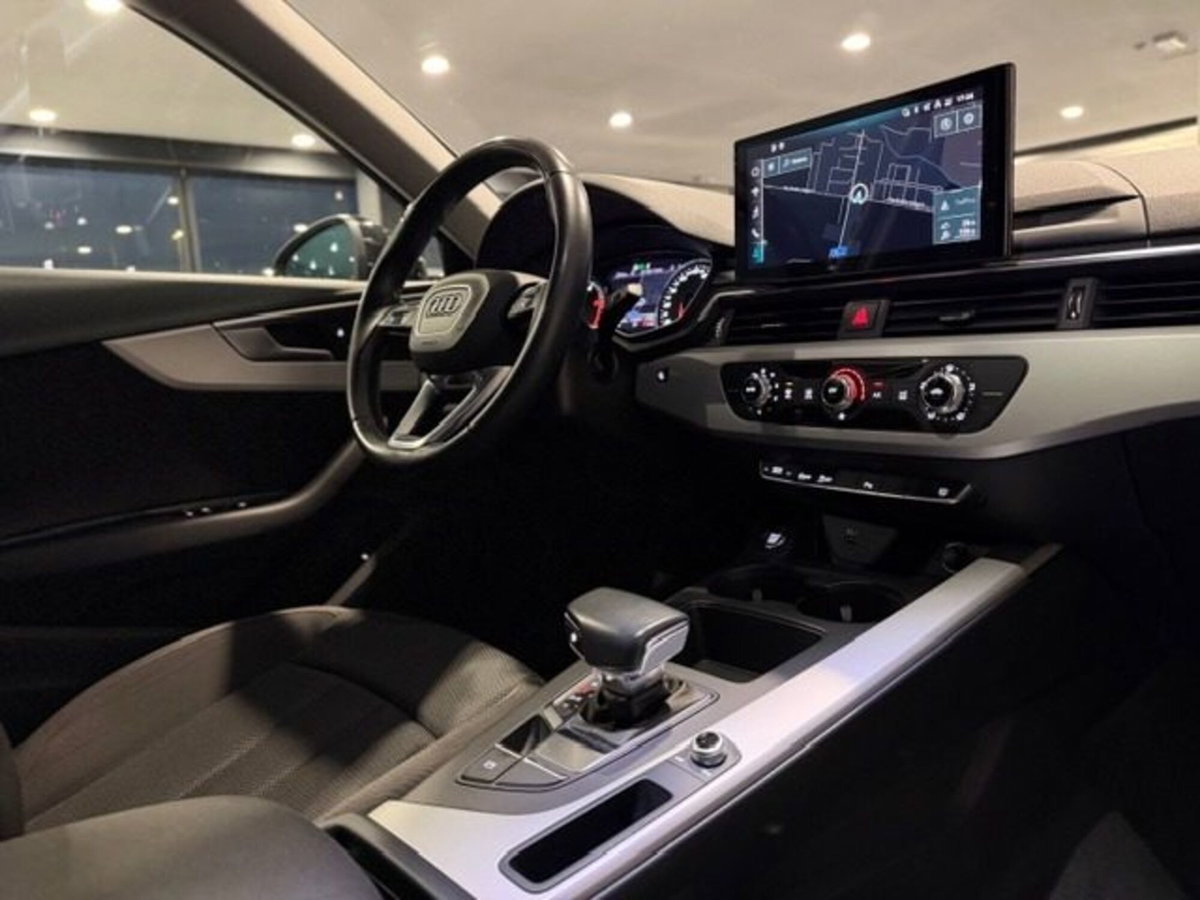 Audi A4 35 2.0 tdi mhev S line edition 163cv s-tronic (10)
