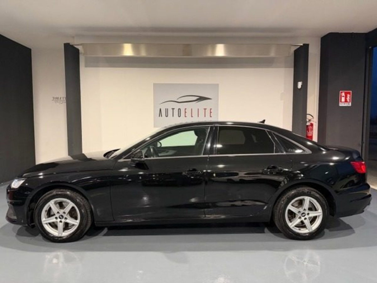 Audi A4 35 2.0 tdi mhev S line edition 163cv s-tronic (7)