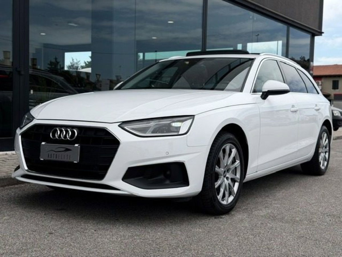 Audi A4 40 2.0 tdi mhev Business Advanced 204cv s-tronic