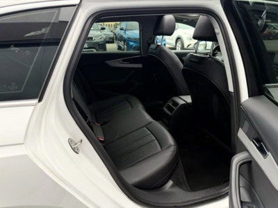 Audi A4 40 2.0 tdi mhev Business Advanced 204cv s-tronic (14)