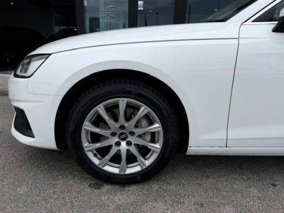 Audi A4 40 2.0 tdi mhev Business Advanced 204cv s-tronic (17)