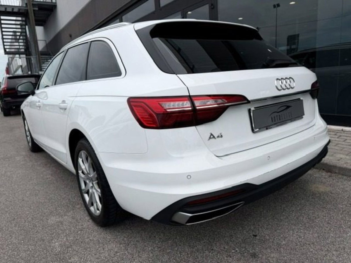 Audi A4 40 2.0 tdi mhev Business Advanced 204cv s-tronic (3)
