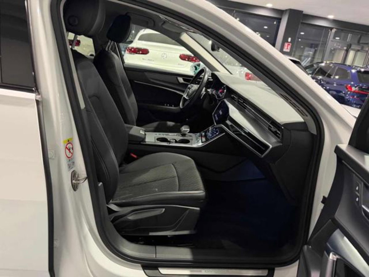 Audi A6 Allroad 40 TDI 2.0 quattro S tronic Evolution (17)