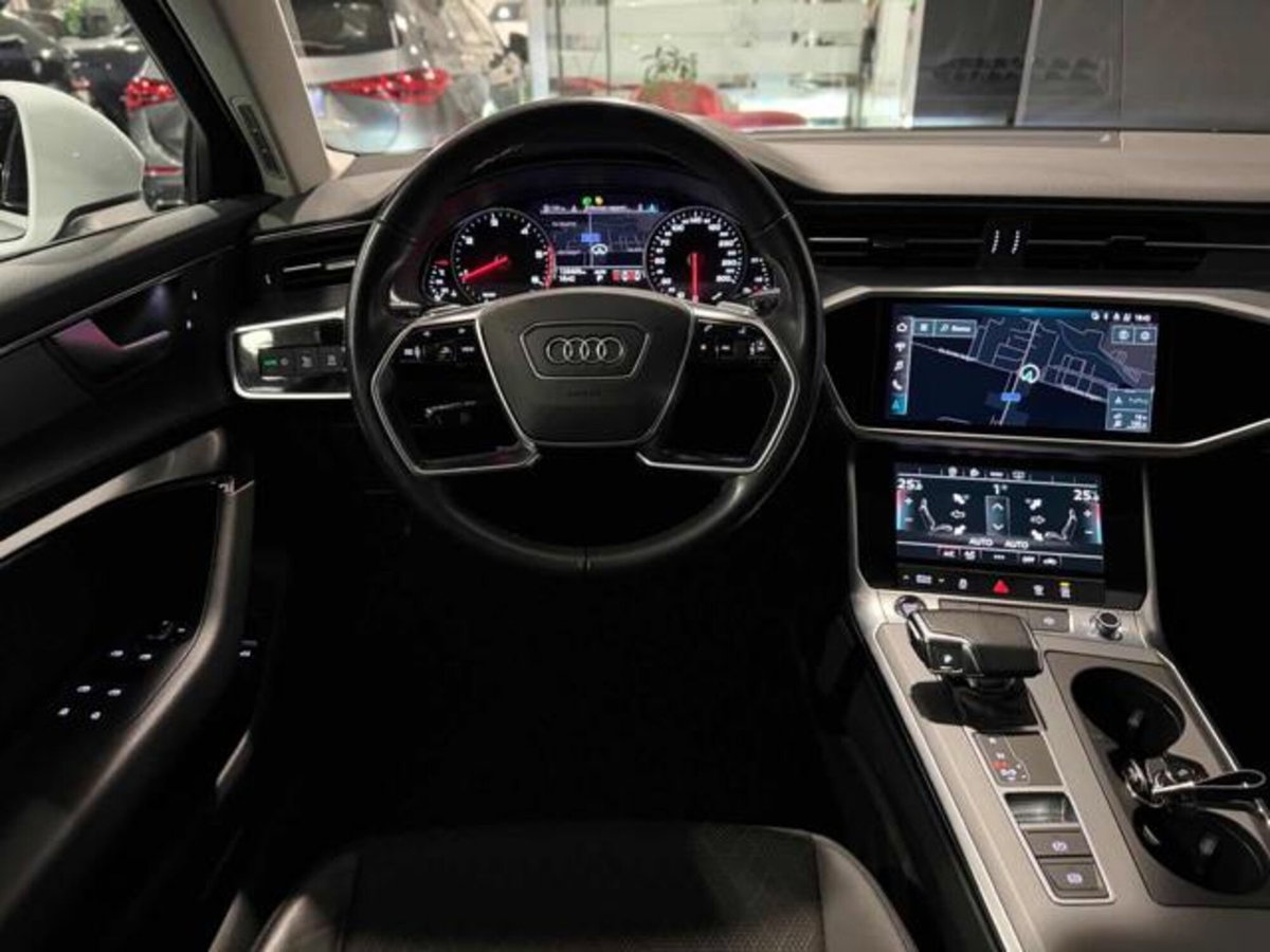 Audi A6 Allroad 40 TDI 2.0 quattro S tronic Evolution (8)