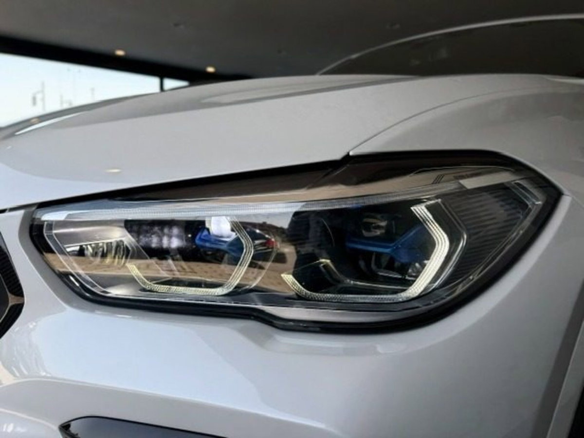 BMW X6 xDrive40d 48V Msport (12)