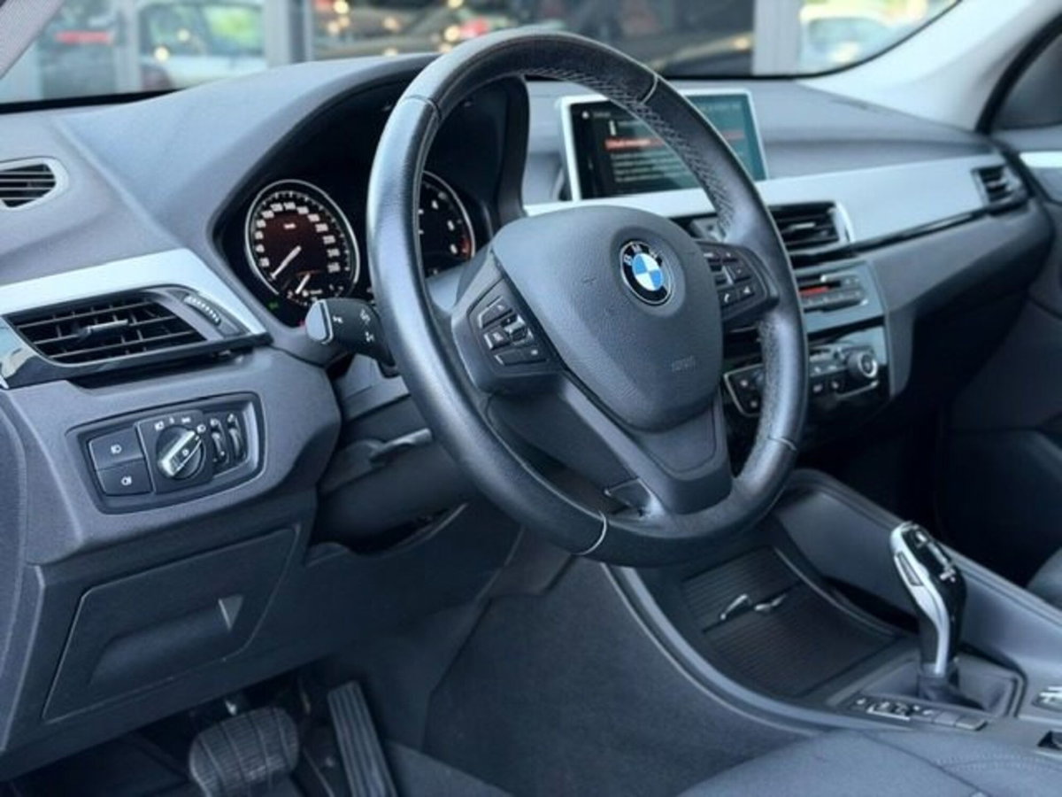 BMW X1 sDrive18d Business Advantage (8)