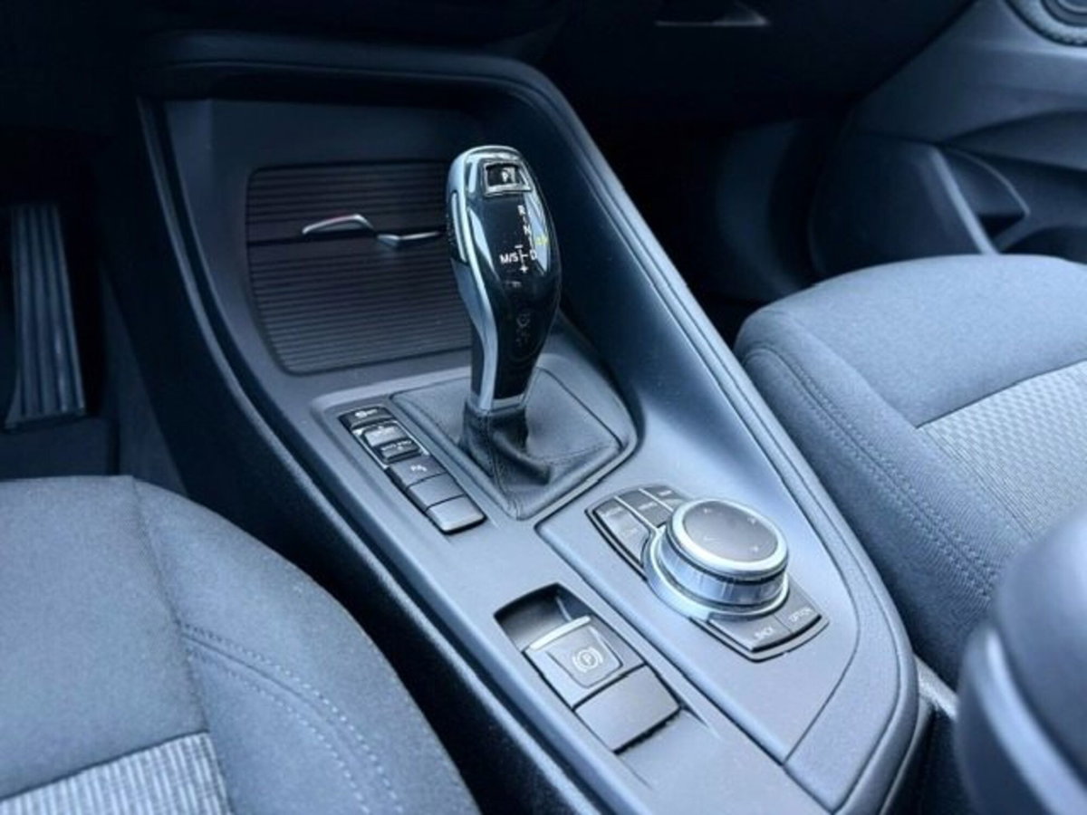 BMW X1 sDrive18d Business Advantage (9)