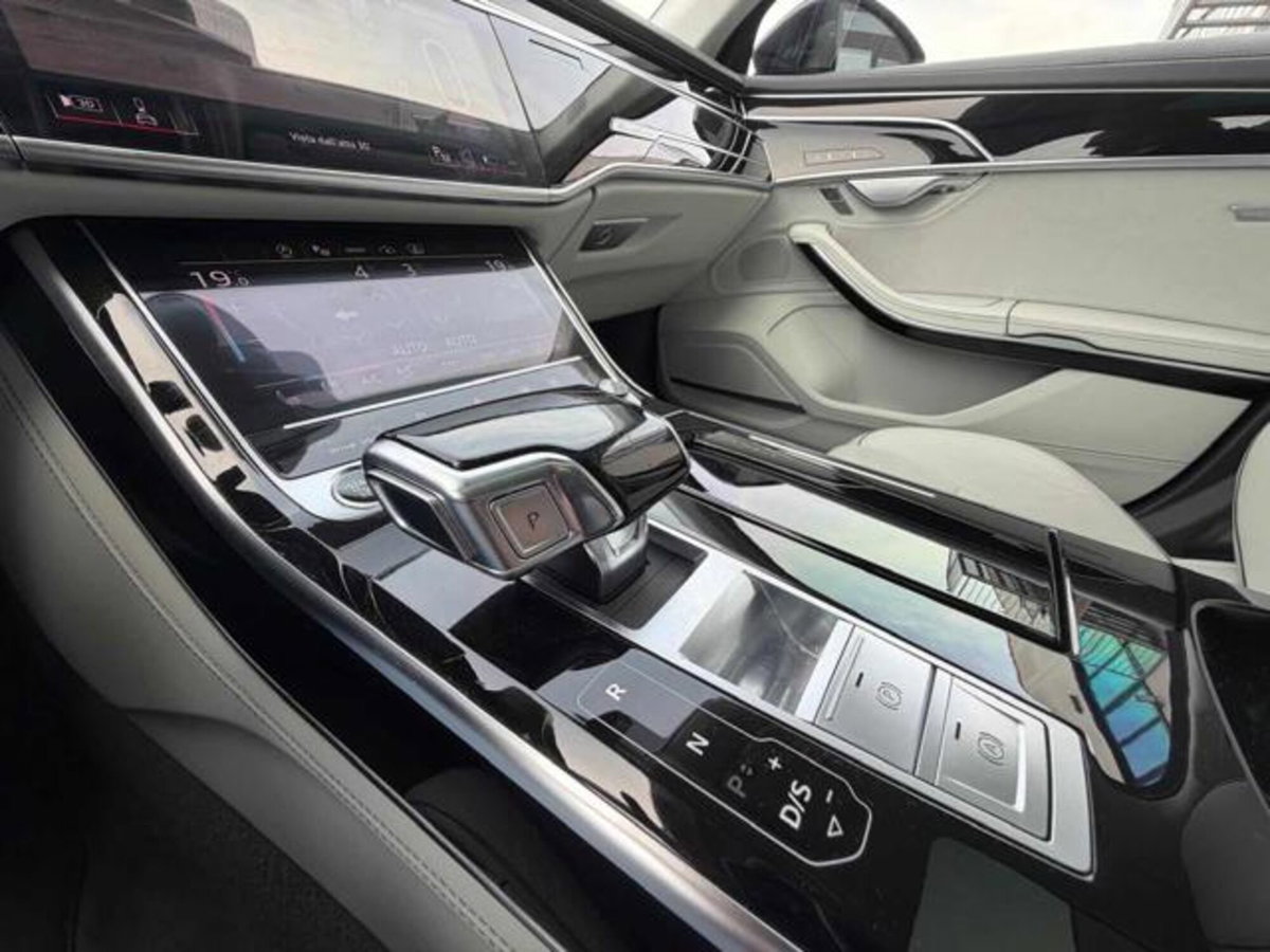 Audi A8 L 50 TDI 3.0 quattro tiptronic (15)