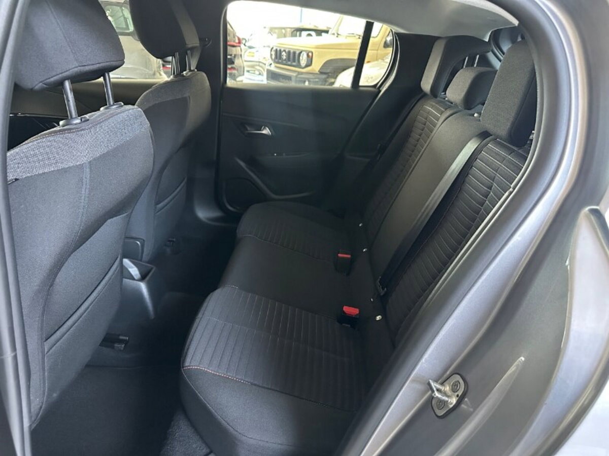 Peugeot 208 PureTech 75 Stop&Start 5 porte Active (13)