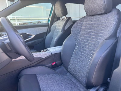 Peugeot 3008 1.2 hybrid Allure Business 145cv e-dcs6 (6)