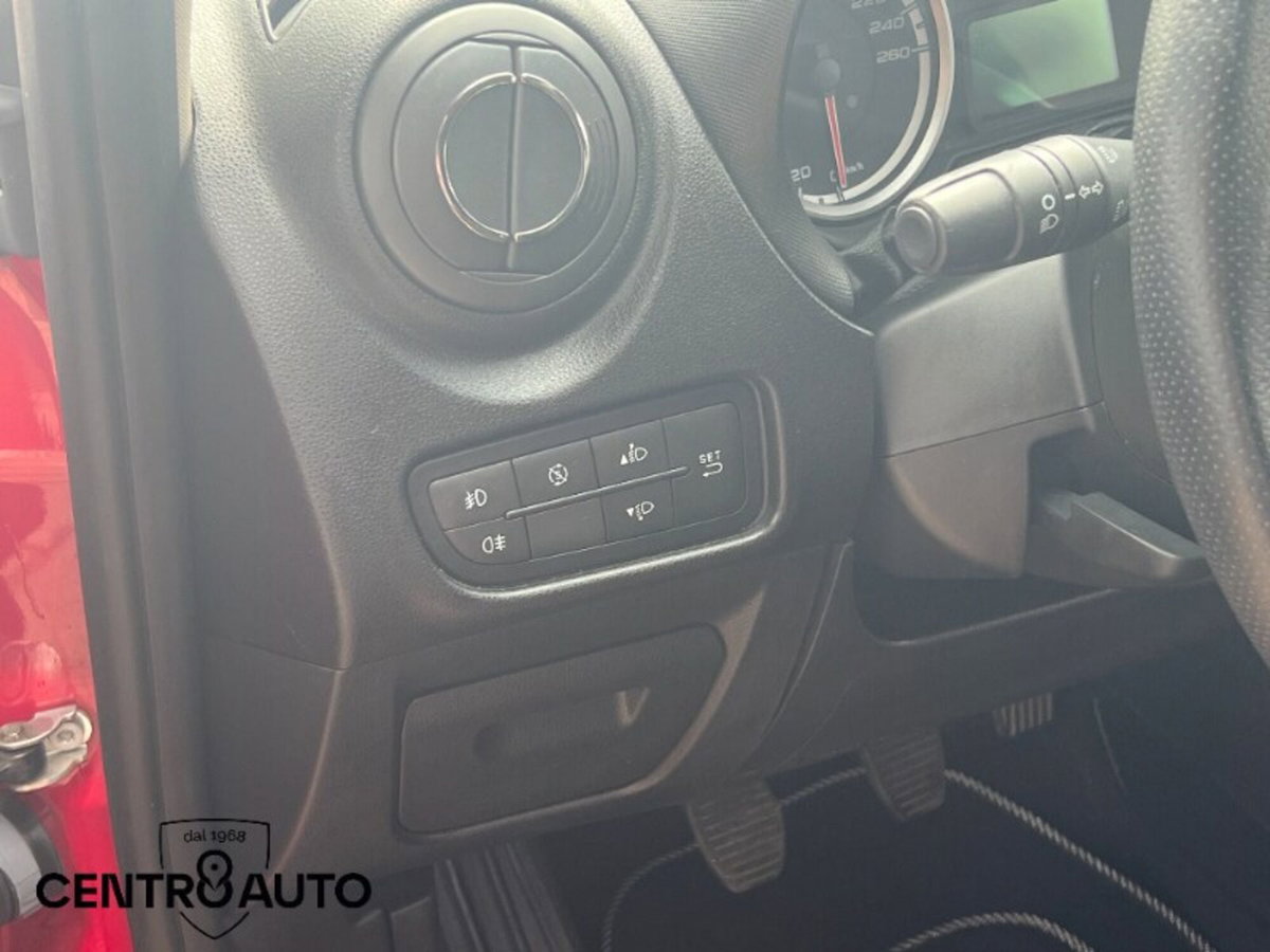 Alfa Romeo MiTo 1.3 JTDm 85 CV S&S Progression (15)