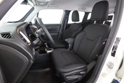 Jeep Renegade 1.3 T4 DDCT Limited (2)
