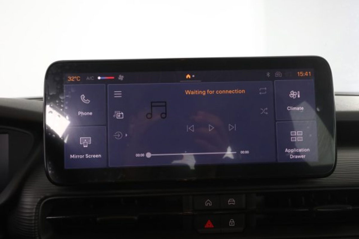 Jeep Avenger 1.2 turbo Longitude fwd 100cv (11)