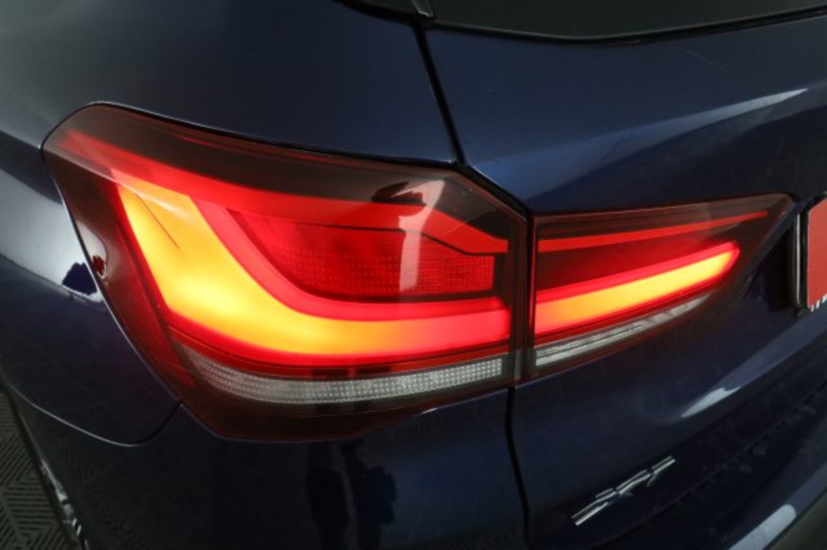BMW X1 xDrive18d xLine Plus (10)