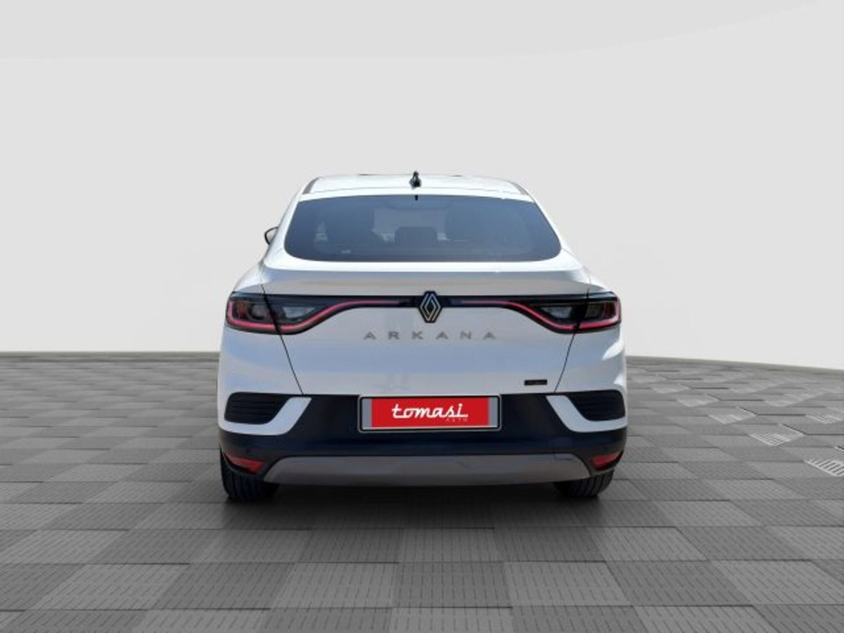 Renault Arkana Hybrid E-Tech 145 CV Techno (4)