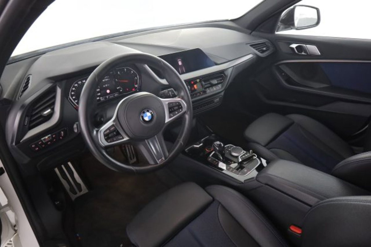 BMW Serie 1 116d 2.0 116CV cat 5 porte Attiva DPF