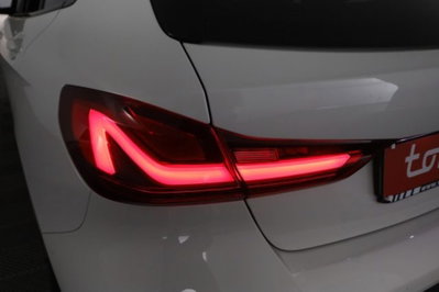 BMW Serie 1 116d 2.0 116CV cat 5 porte Attiva DPF (10)