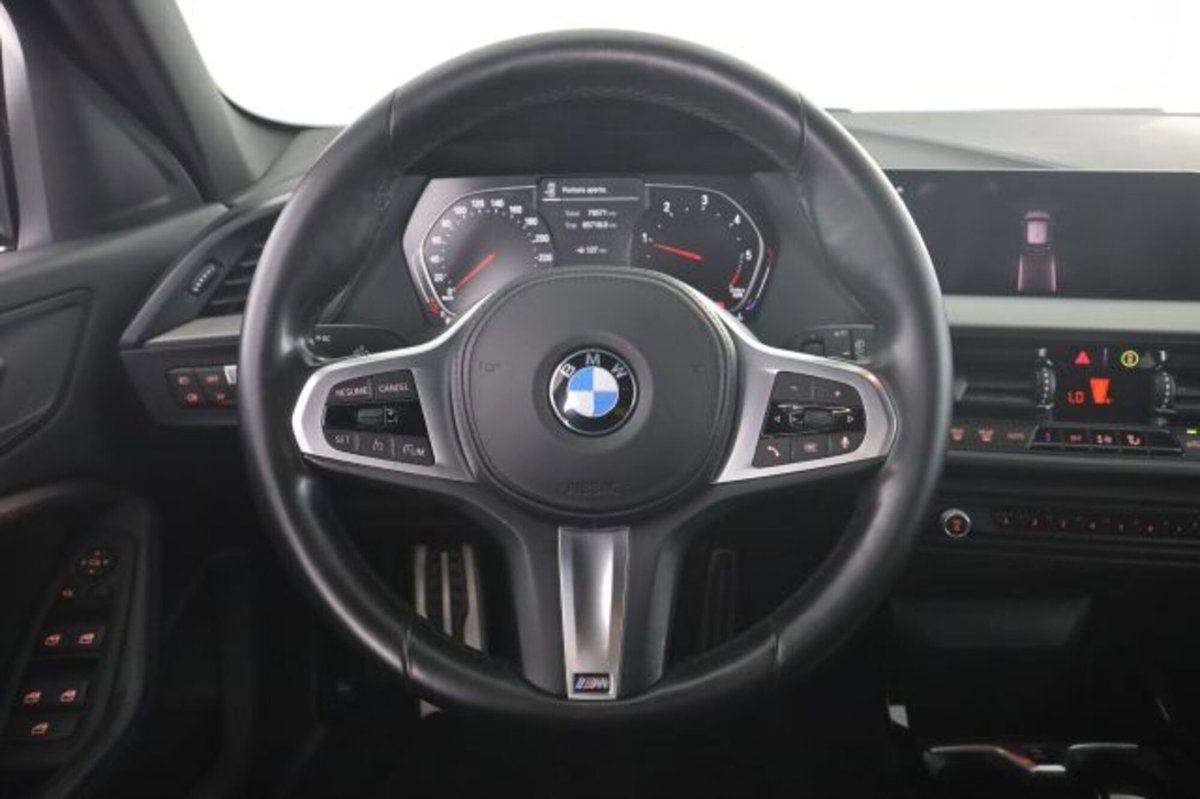 BMW Serie 1 116d 2.0 116CV cat 5 porte Attiva DPF (5)
