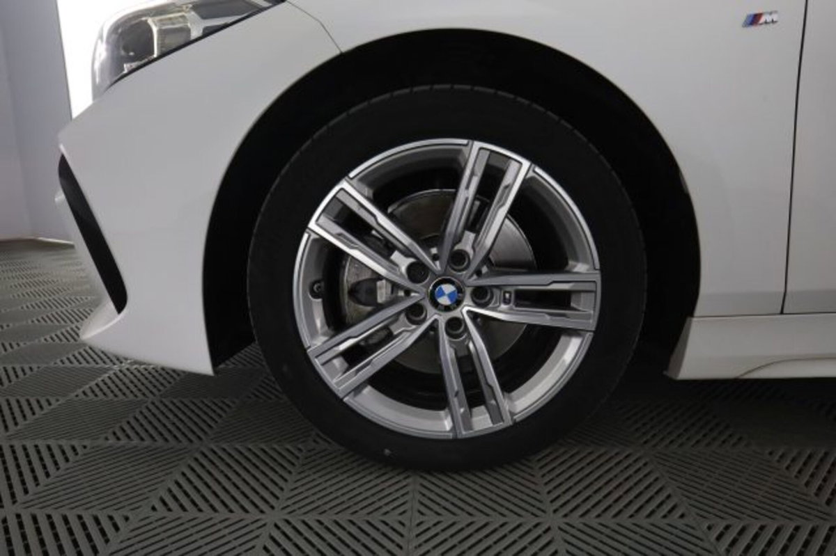 BMW Serie 1 116d 2.0 116CV cat 5 porte Attiva DPF (8)