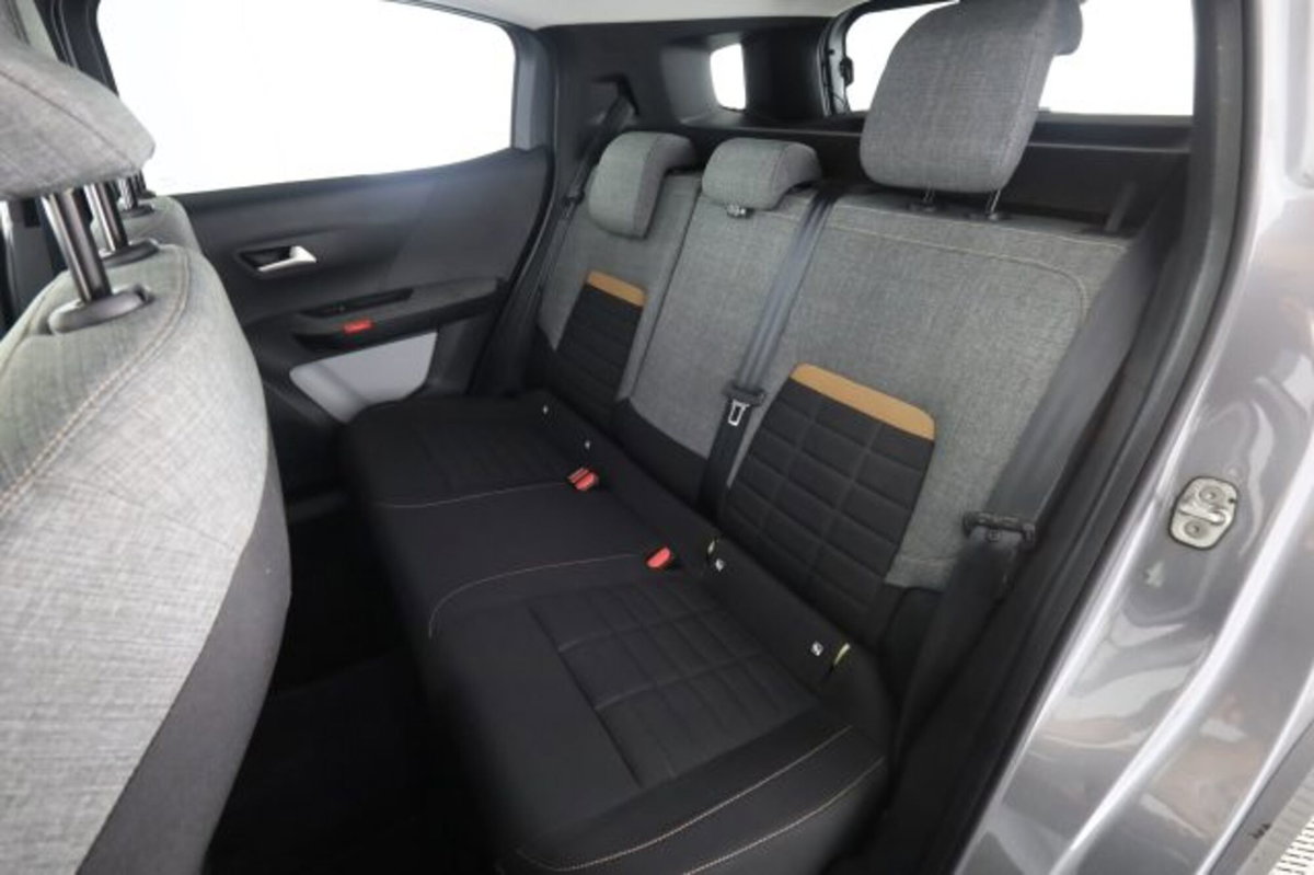 Citroen C3 Aircross 1.2 puretech turbo Plus 100cv (11)