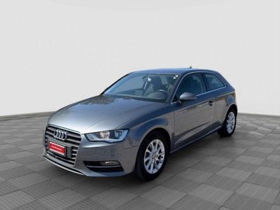 Audi A3 1.6 TDI Young usata