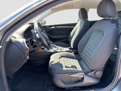 Audi A3 1.6 TDI Young (10)