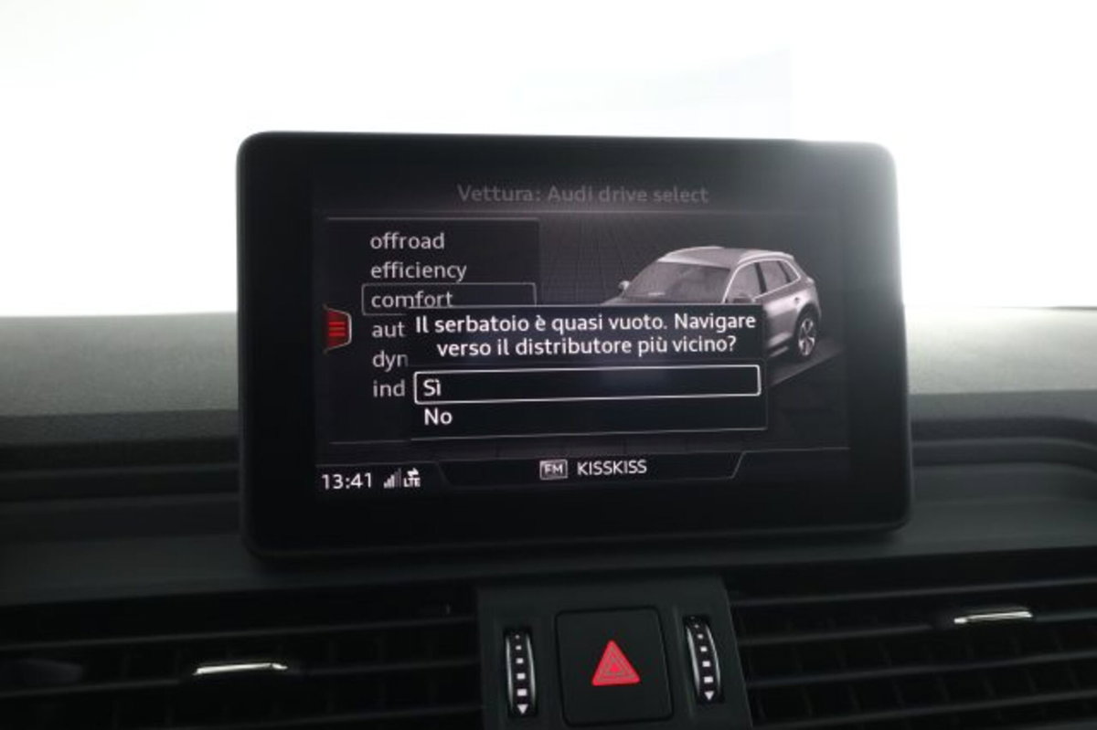 Audi Q5 40 TDI quattro S tronic Business (12)