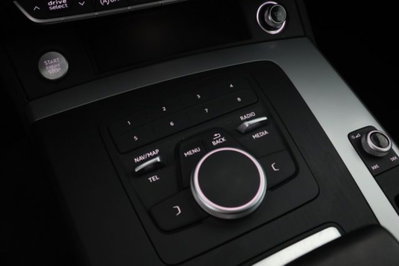 Audi Q5 40 TDI quattro S tronic Business (15)