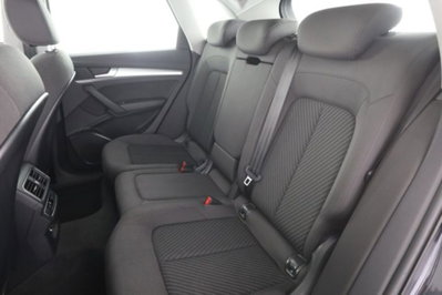 Audi Q5 40 TDI quattro S tronic Business (3)
