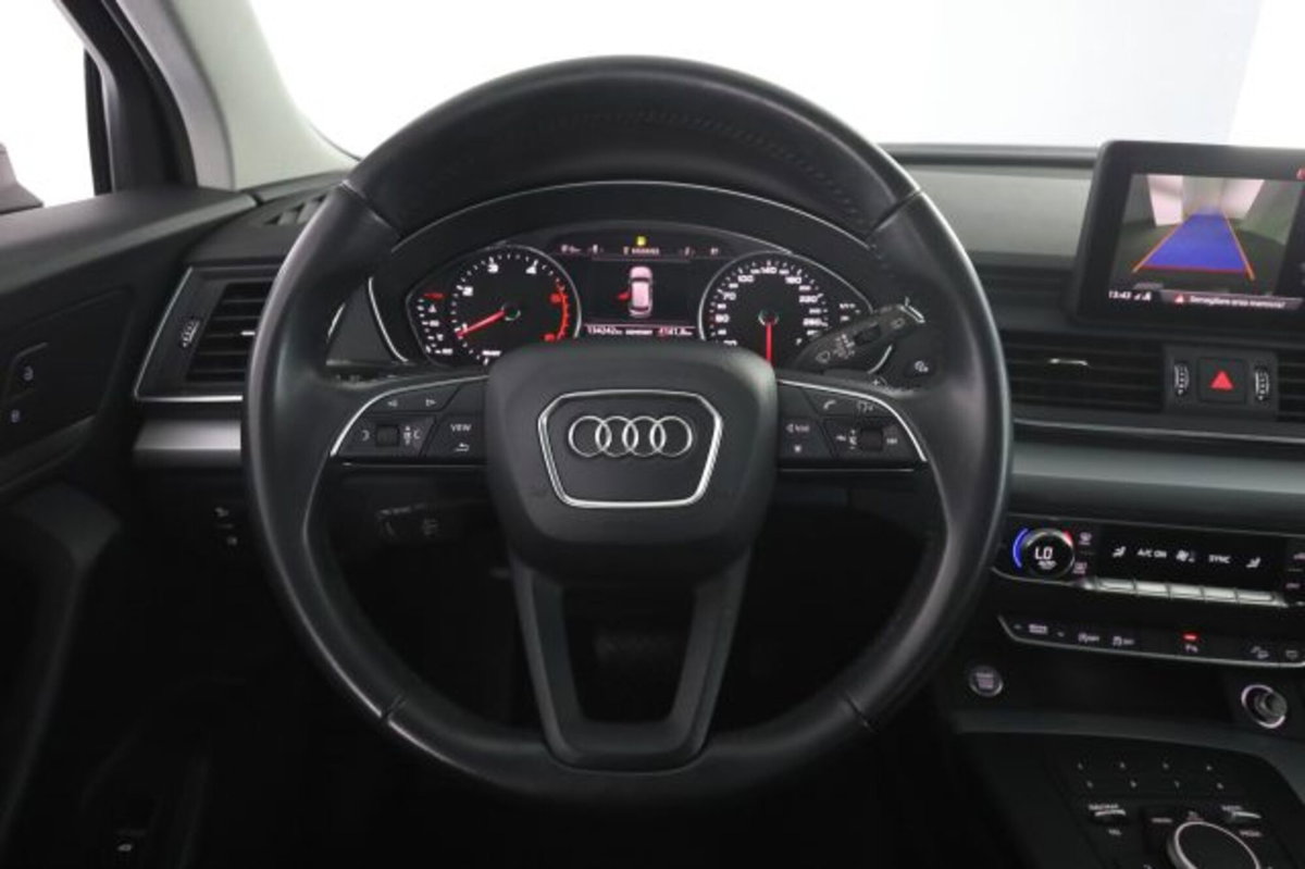 Audi Q5 40 TDI quattro S tronic Business (5)