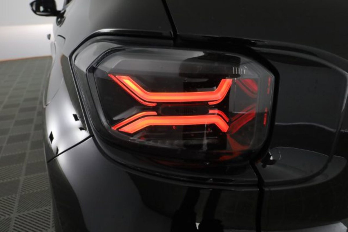 Jeep Avenger 1.2 turbo e-hybrid mhev Summit fwd 110cv edct6 (10)