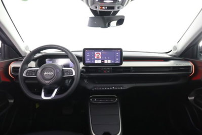 Jeep Avenger 1.2 turbo e-hybrid mhev Summit fwd 110cv edct6 (4)