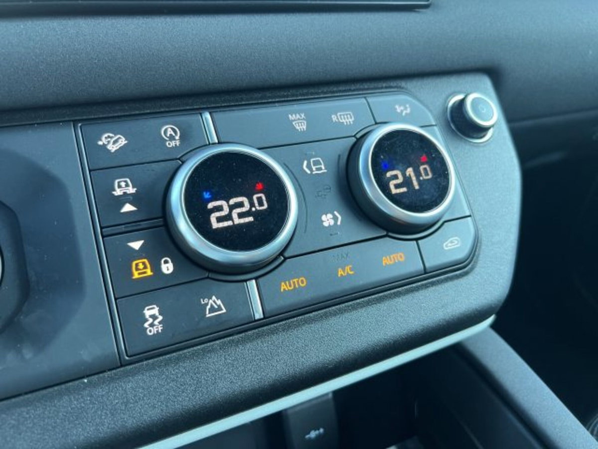 Land Rover Defender 90 3.0d i6 mhev SE awd 200cv auto 6p.ti (19)