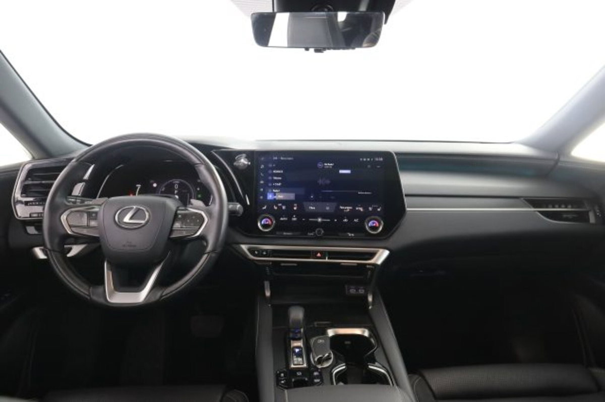 Lexus RX L Hybrid Luxury (4)