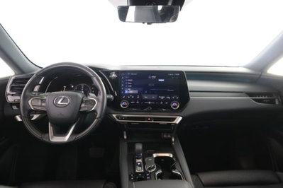 Lexus RX L Hybrid Luxury (4)
