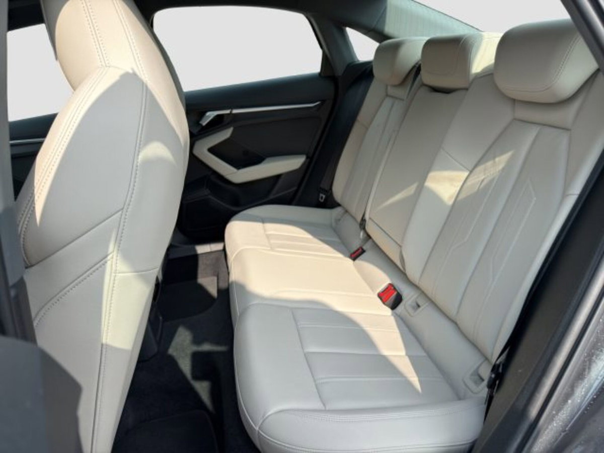 Audi A3 Sedan 30 TFSI S tronic Business Advanced (11)